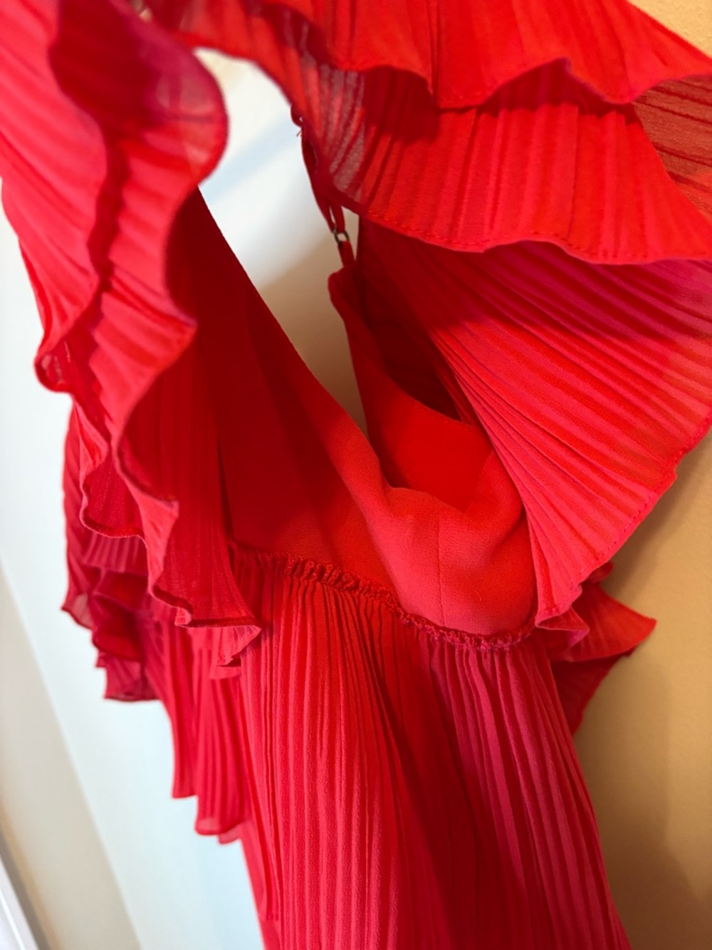 Halston Heritage Red Pleated Ruffle Midi Dress Strappy L NWOT - Picture 3 of 11